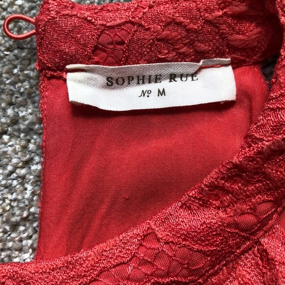 SALE! Lace Flowing Sexy Halter Top in Gorgeous Coral Color Sz M EUC! - Picture 5 of 9